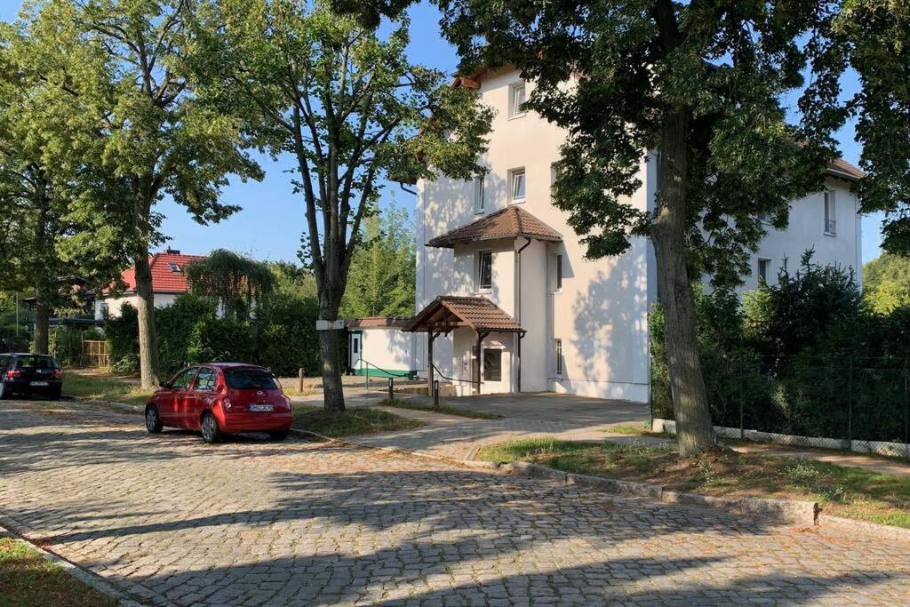 Fewo "Belvedere" In Dallgow-Doeberitz Vor Den Toren Berlins Exterior photo
